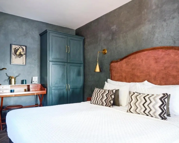 Kensington Double Suite