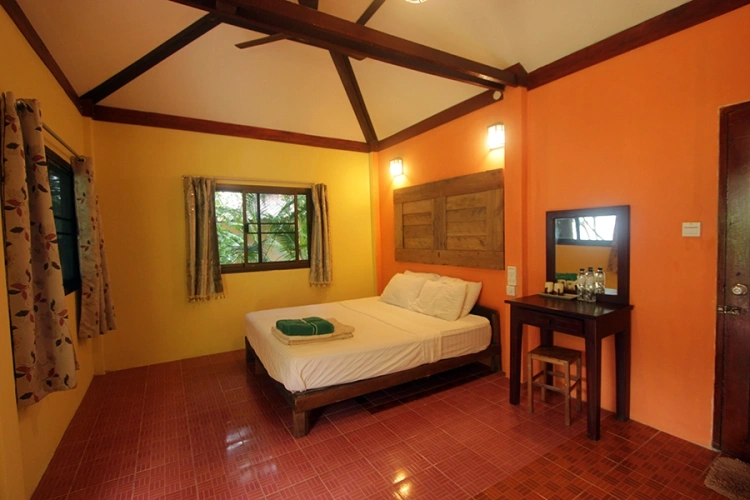 With Fan Bungalow with sea view