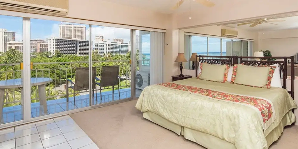 1 Bedroom Deluxe Double Suite with ocean view