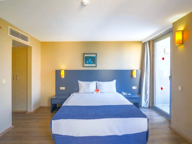 Quadruple Suite
