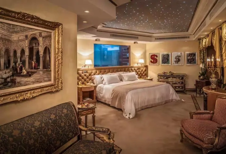 Penthouse Suite