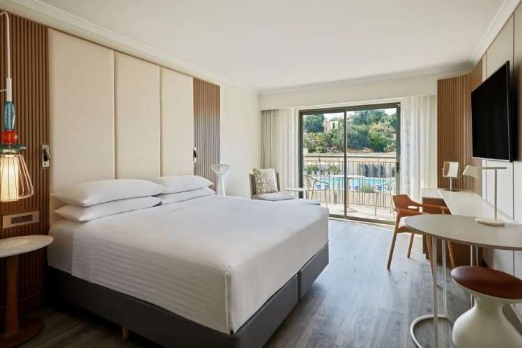 Deluxe Double room with balcony and with pool view