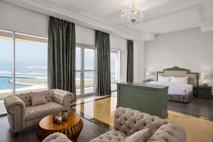 3 Bedrooms Royal Suite with balcony and oceanfront