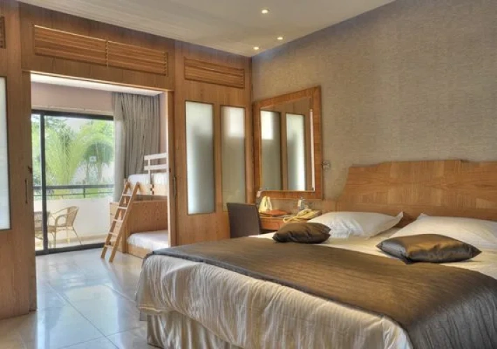 Deluxe Double Suite beachfront