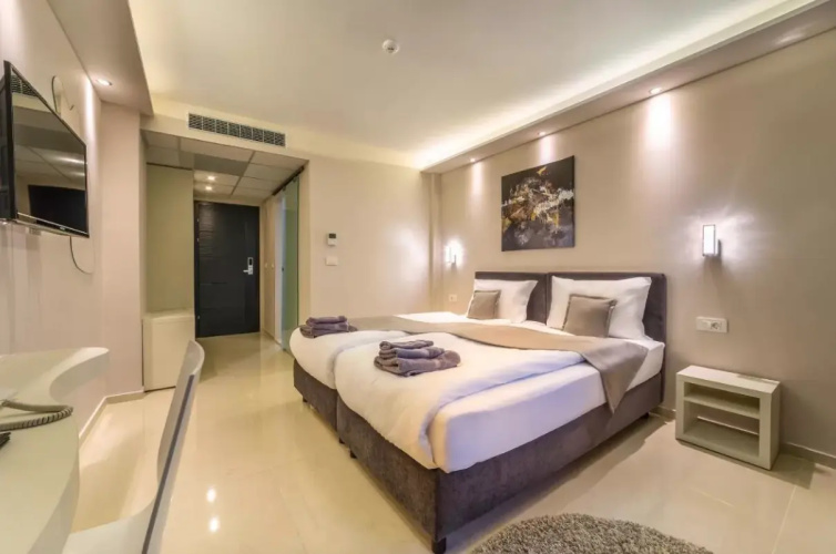 Laki Hotel