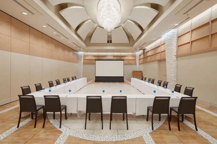 ANA InterContinental Manza Beach Resort photo 29