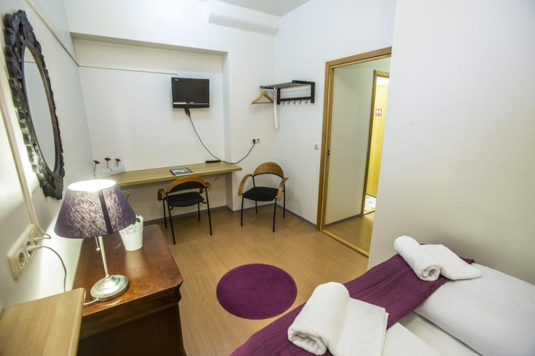 Deluxe Single room
