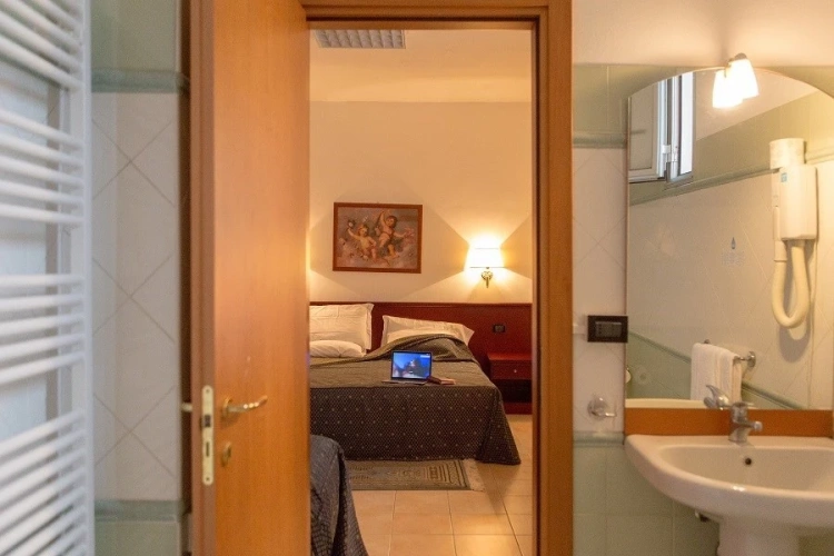 Triple room