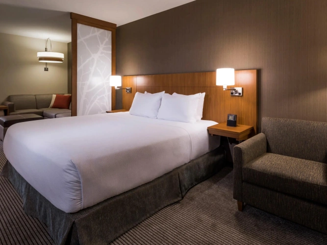 Accessible Double Suite