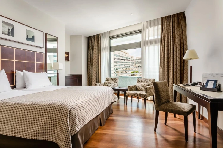 Superior Triple room