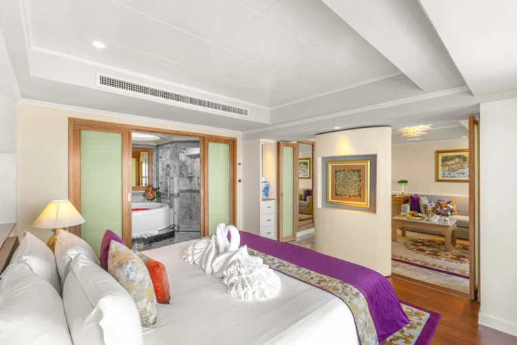 Royal Wing Double Suite