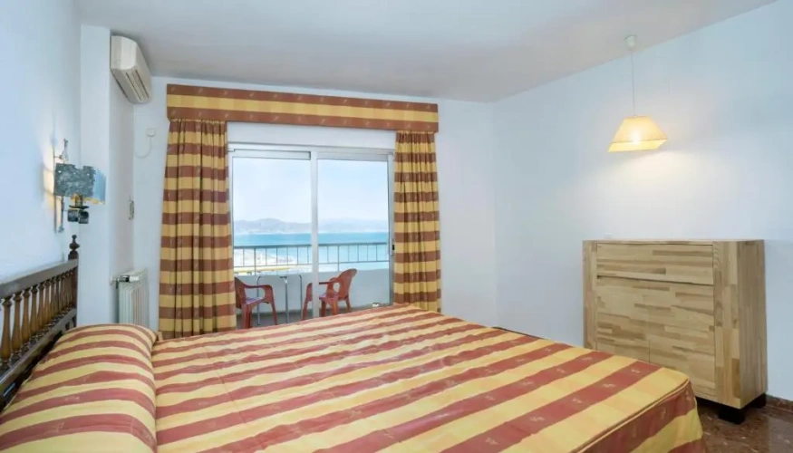 Quintuple Apartment with sea view