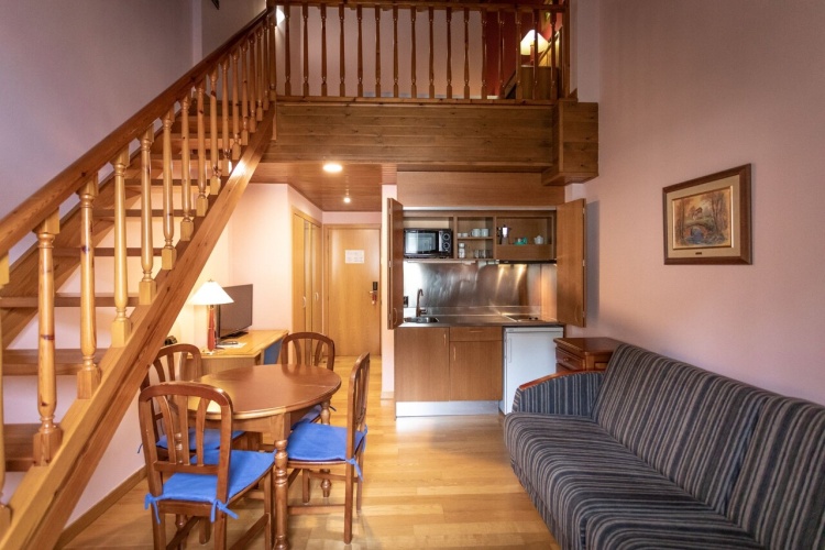 Batllia Double Duplex Studio
