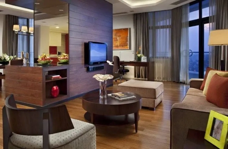 Executive Penthouse Suite