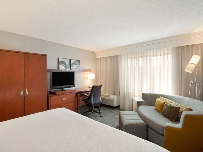 Sonesta Select Huntington Beach Fountain Valley photo 14
