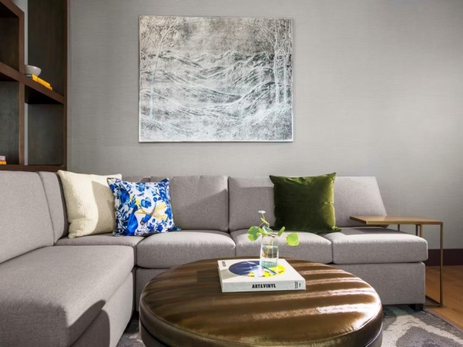 Double Studio Suite with mountain view