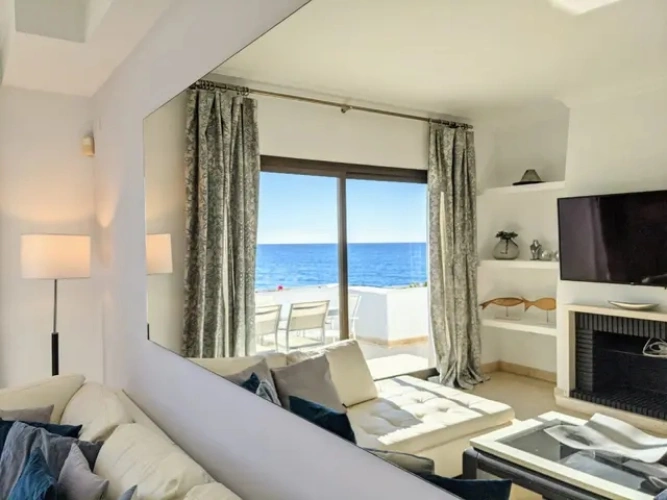2 Bedrooms Superior Quadruple Apartment