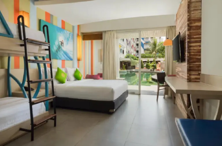 Lagoon Family Suite