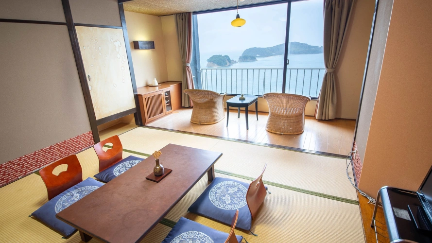 Japanese-Style room with ocean view