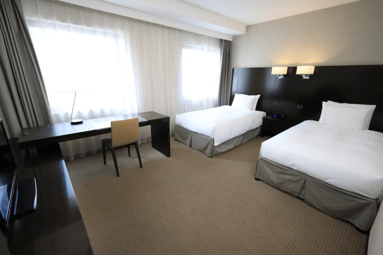 Deluxe Universal Twin room