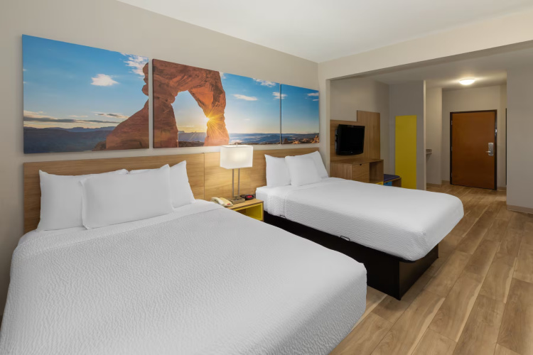 2 Bedrooms Suite