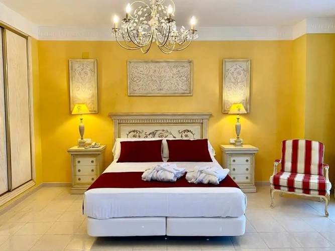 Victoria Junior Suite