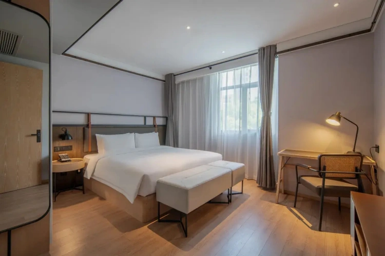 Quadruple Suite