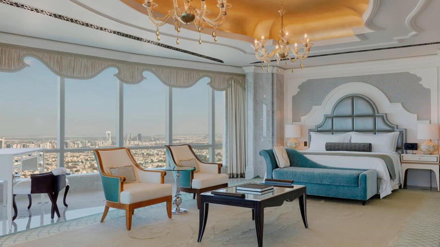 AL Manhal Double Suite with sea view