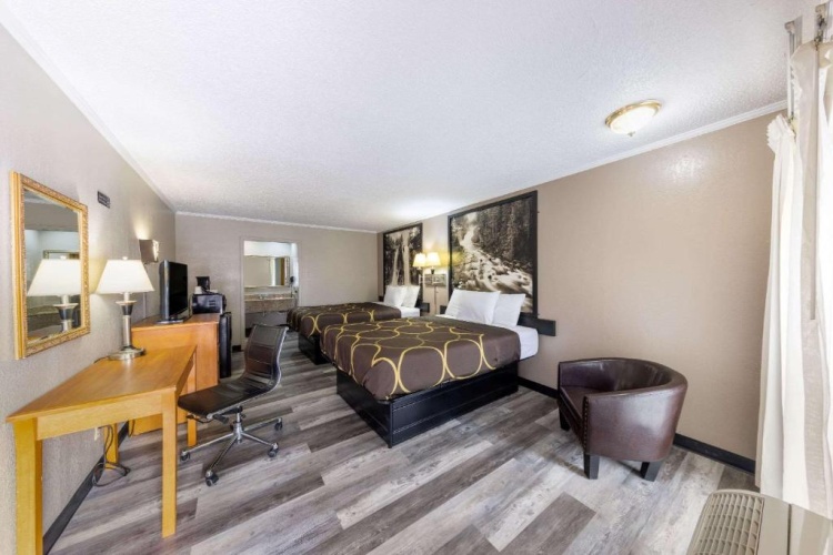 Twin room