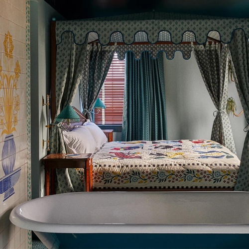 Our Lady of the Flowers Double Suite