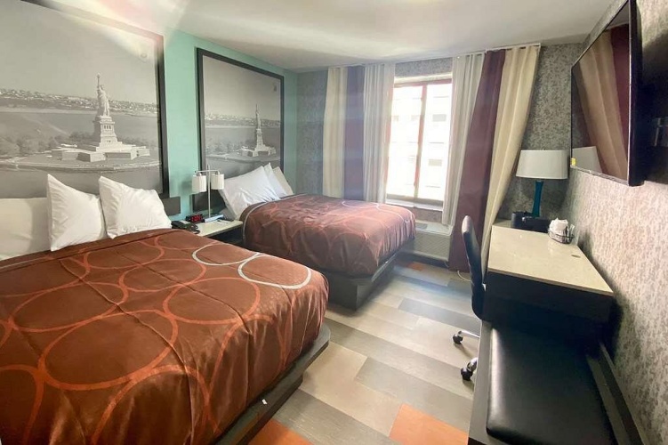 Twin room