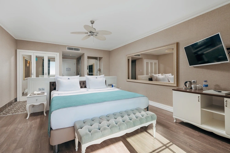Deluxe Jacuzzi Double room