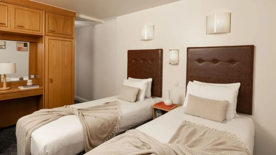 Classic Twin room