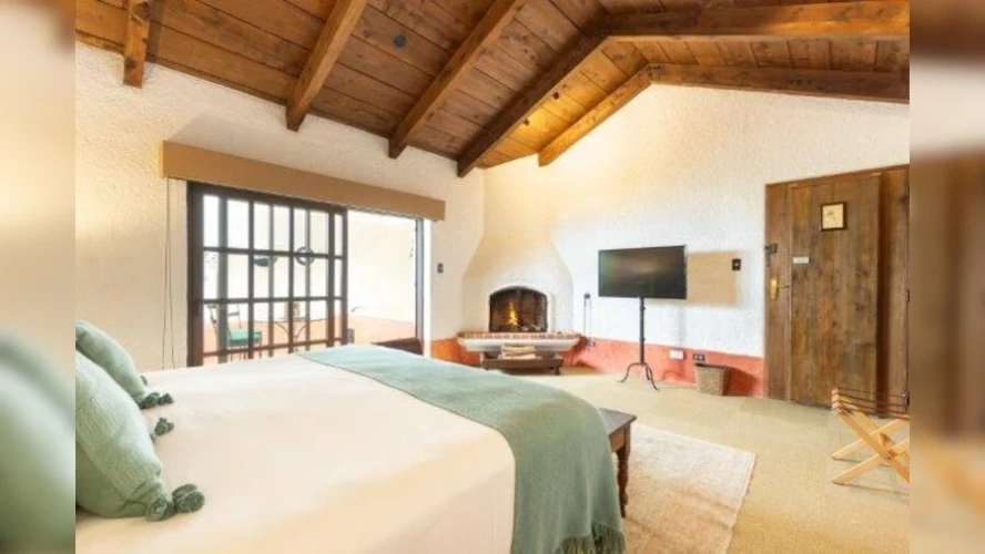 With Jacuzzi Double room