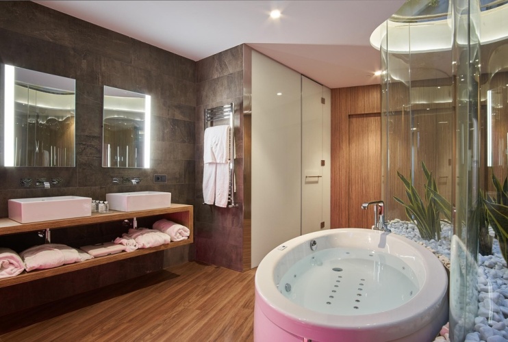 Ona Double Suite