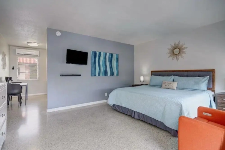 With Kitchen Double Studio Suite