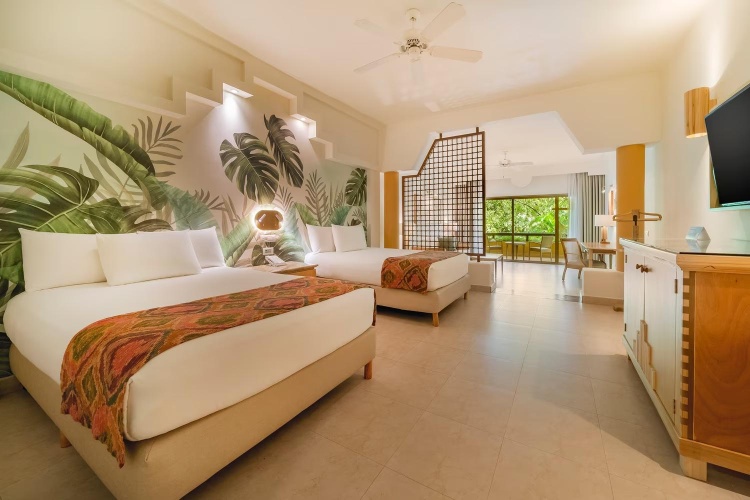 Near Pool Junior Suite