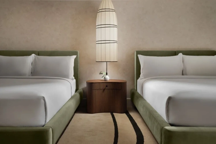 Deluxe Quadruple room with balcony and with partial ocean view