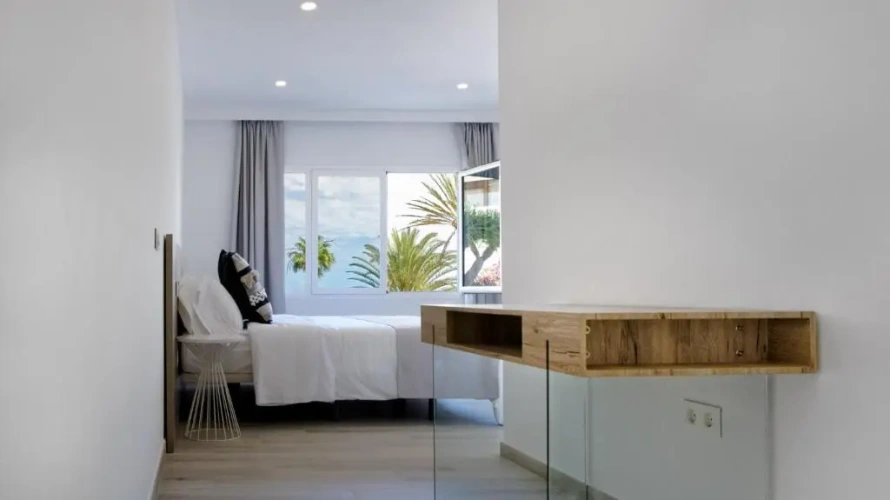 1 Bedroom Villa with sea view
