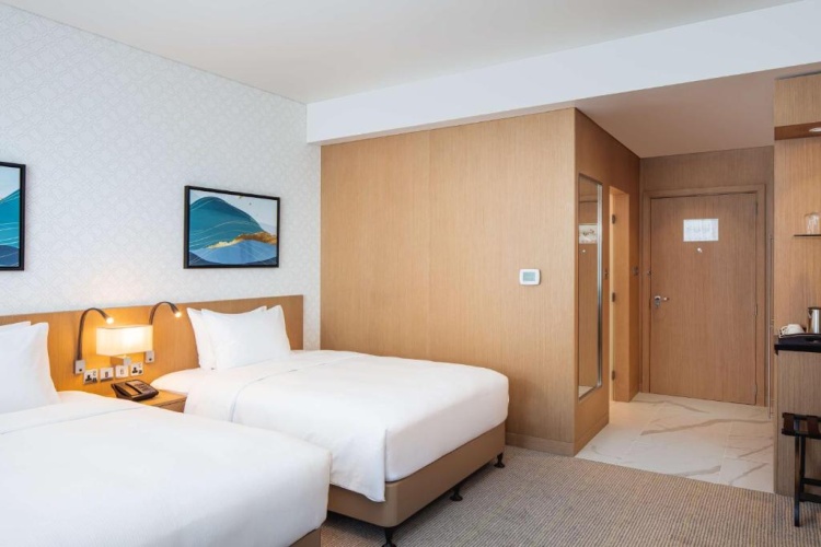 Doubletree By Hilton Fujairah City photo 11