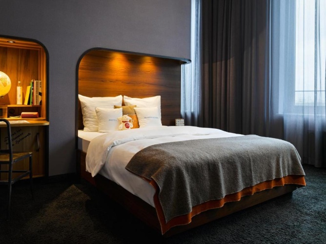 Medium Double room