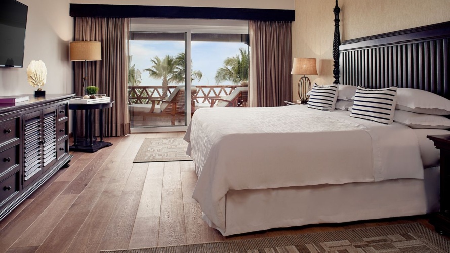 1 Bedroom Patron's Double Suite with balcony and oceanfront