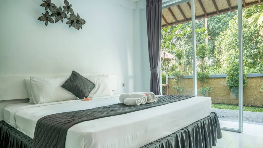 3 Bedrooms Deluxe room with balcony and with garden view