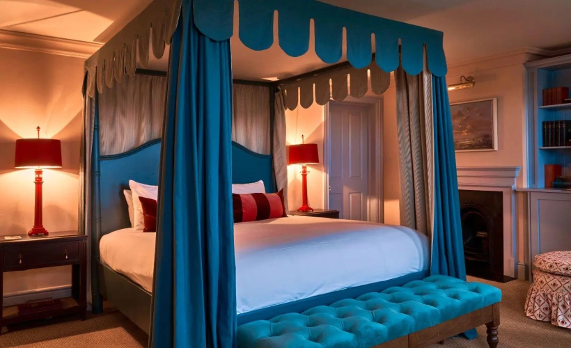King Henry VIII Double Suite