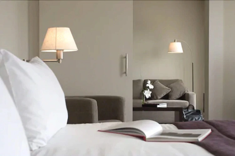 Signature Double Suite