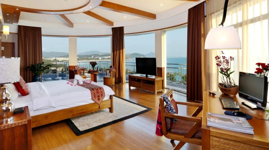 Honeymoon Double Suite with sea view