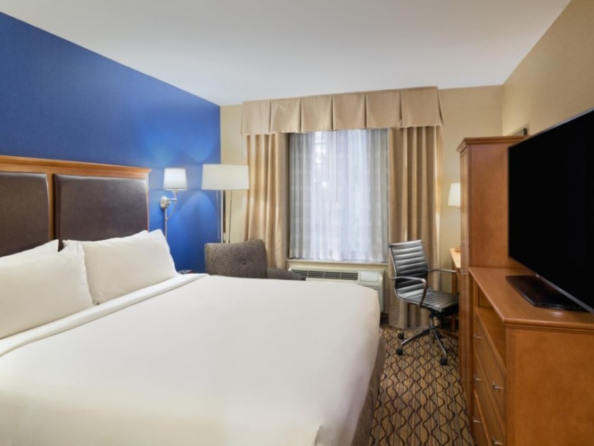 Standard Jetted Bath Double room