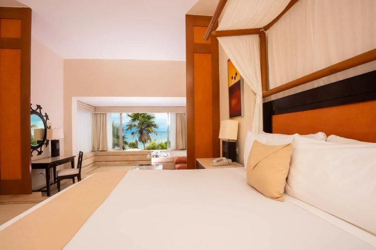 Master Double Suite