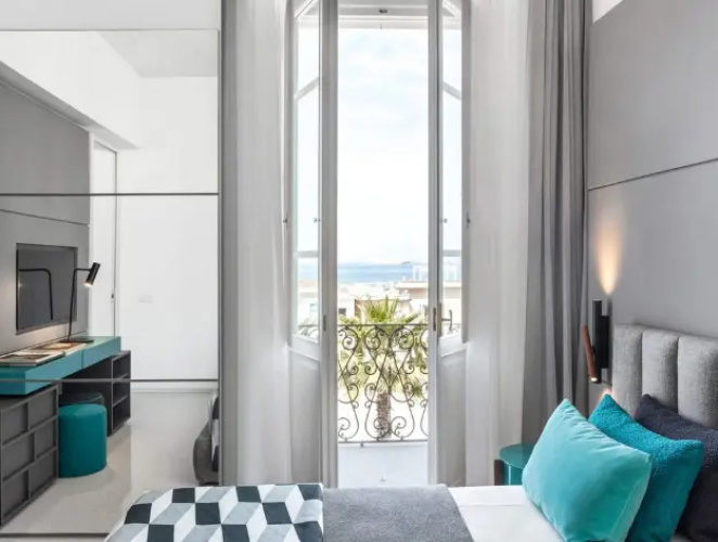 Suite with sea view