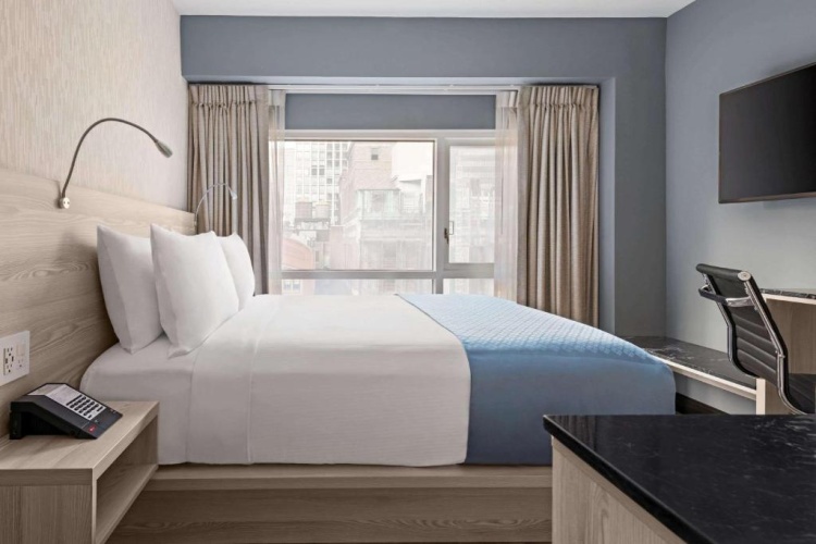 Double room with view